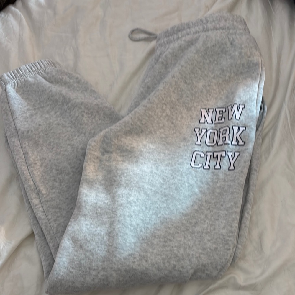 Women's Gray Joggers with New York City Print